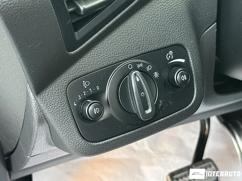 2018 Ford Kuga — Miniatură 16