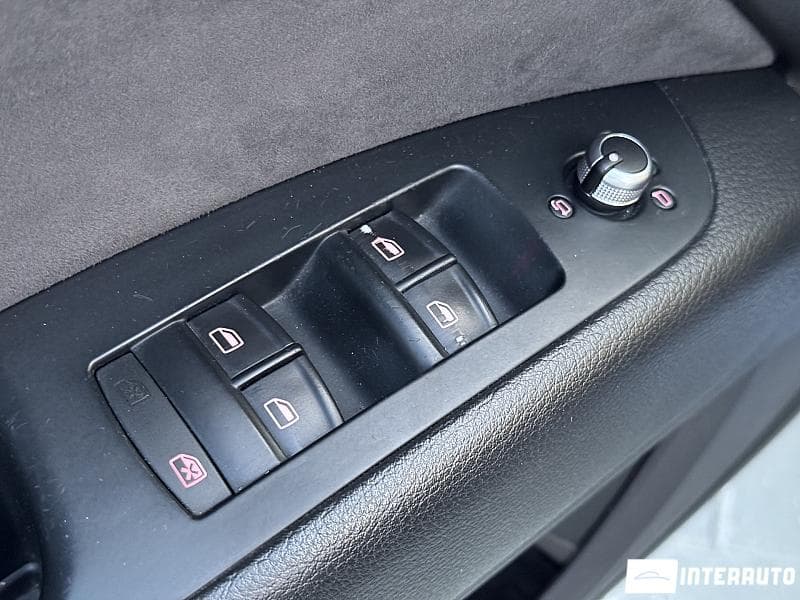 Audi Q7 2010 — Миниатюра 20