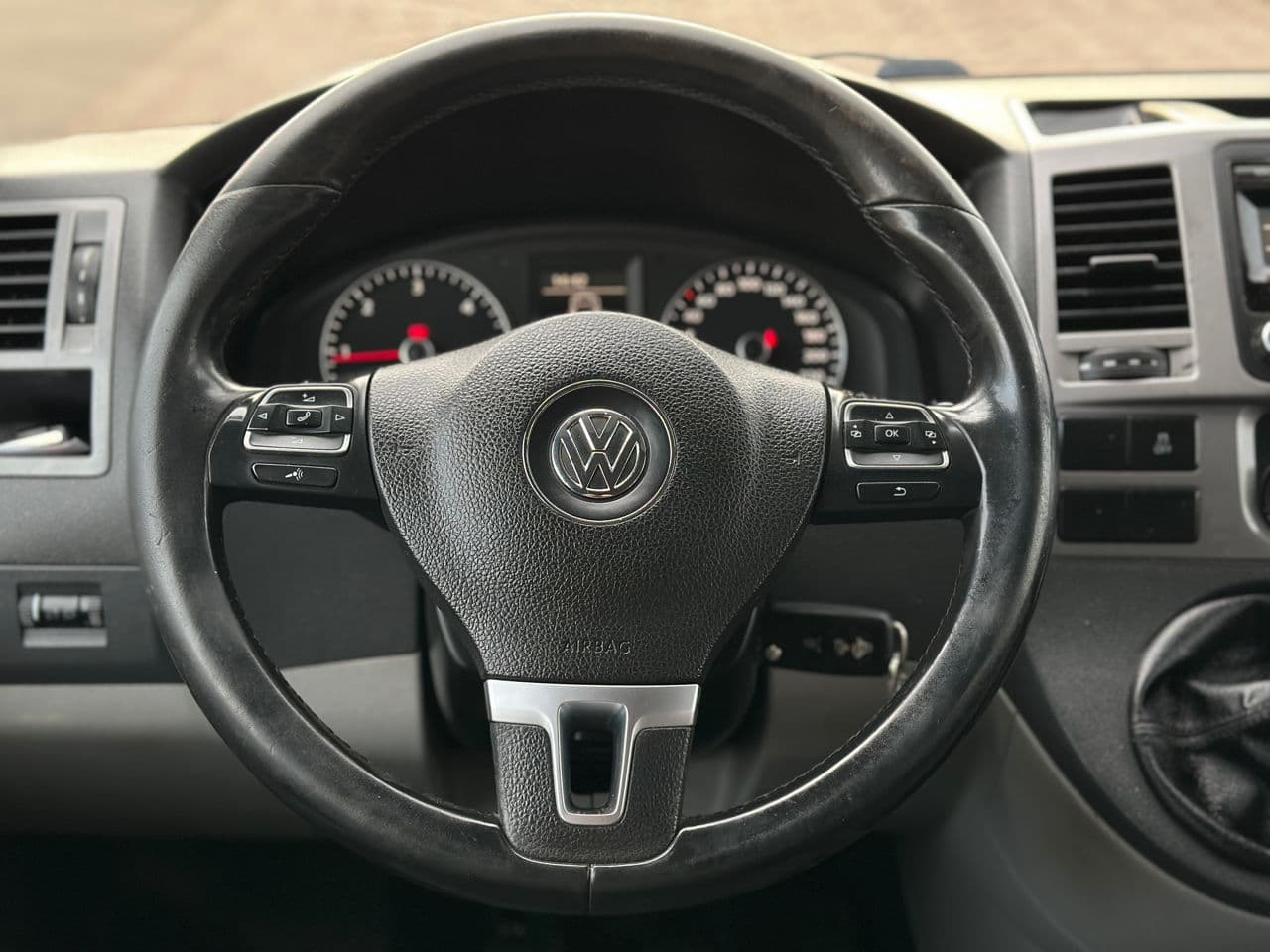2012 Volkswagen Transporter — Miniatură 9