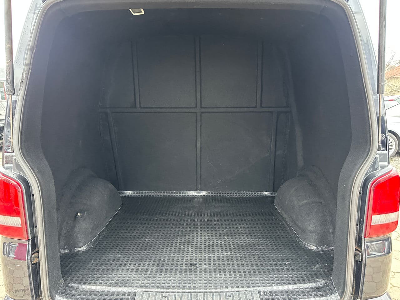 2012 Volkswagen Transporter — Miniatură 15