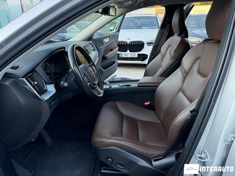 Volvo XC 60 2018 — Миниатюра 5