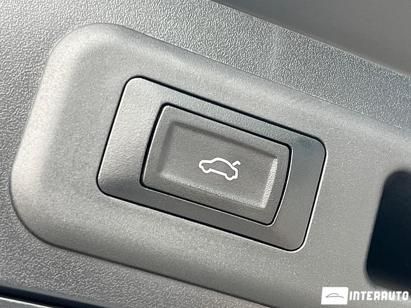Lexus UX 300e 2021 — Миниатюра 24