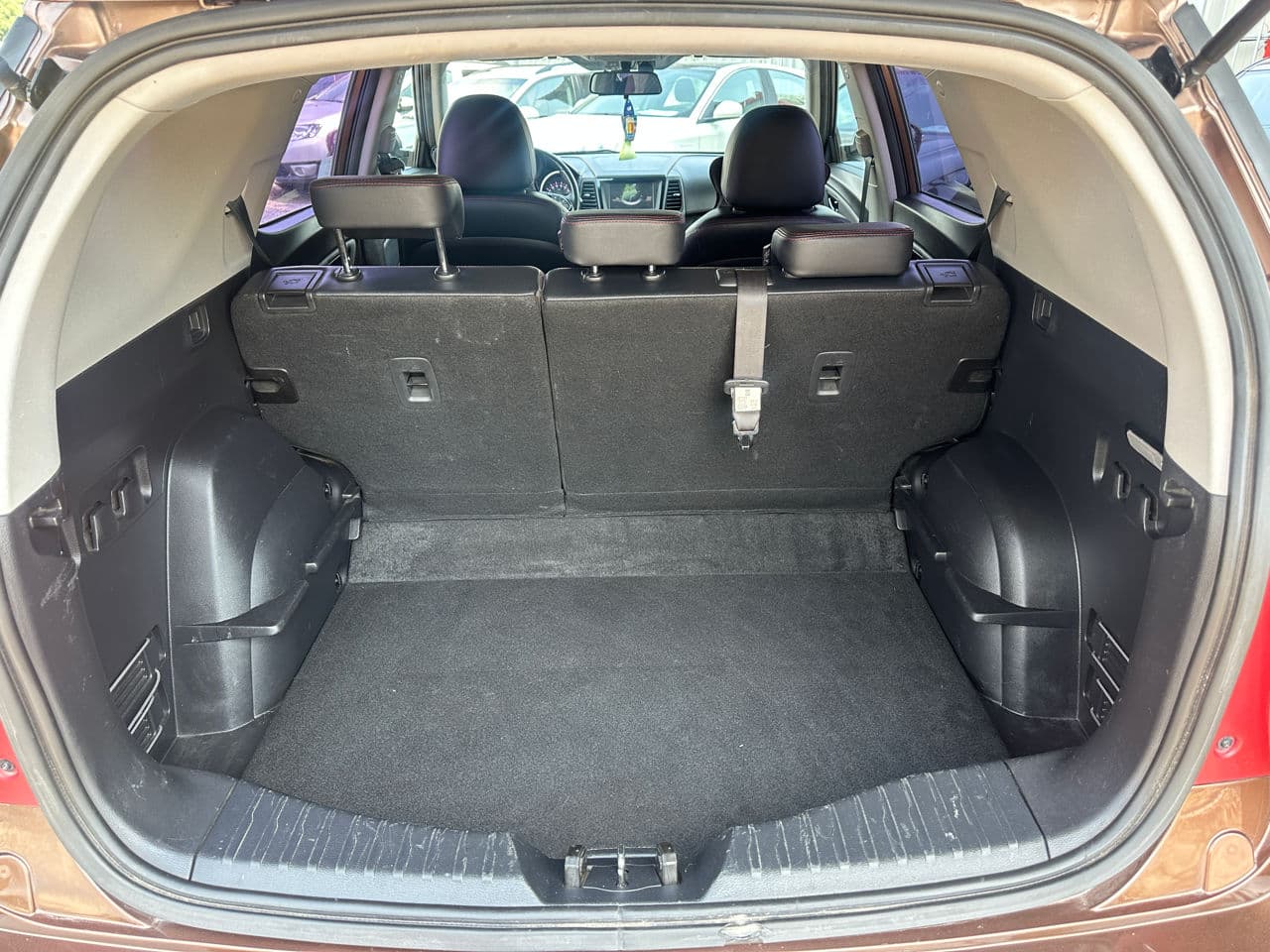 2016 SsangYong Tivoli — Miniatură 19