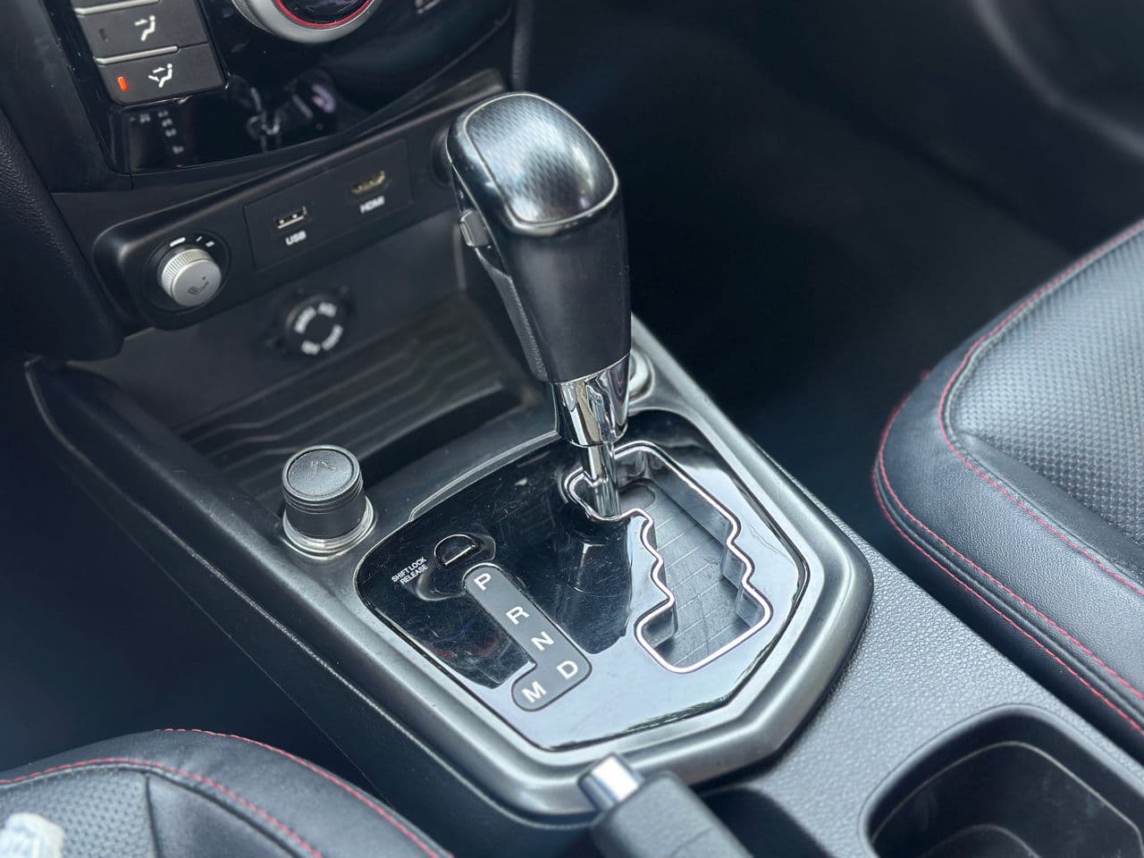 2016 SsangYong Tivoli — Miniatură 13