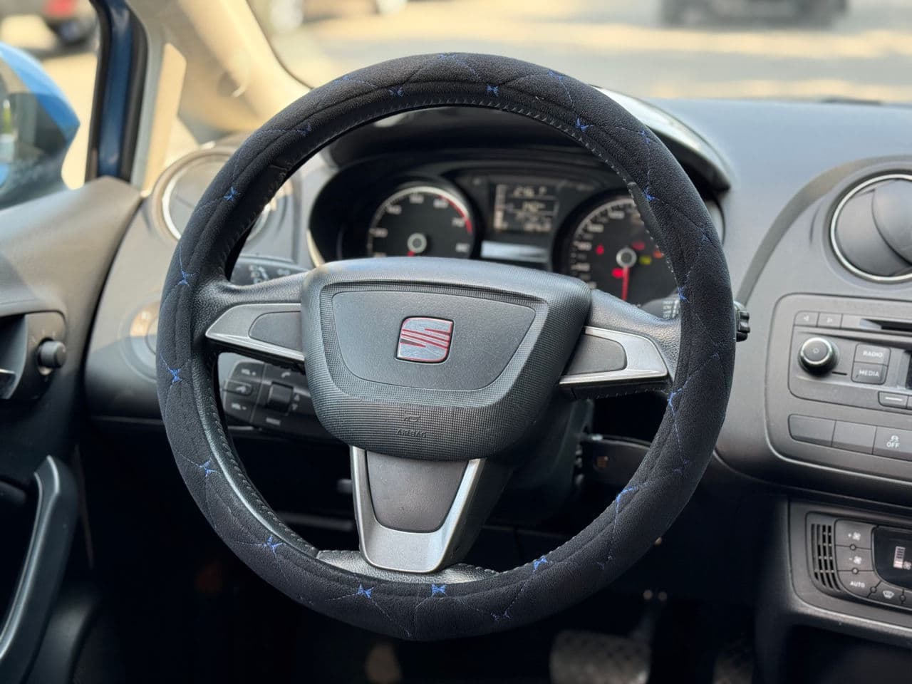 2014 Seat Ibiza — Miniatură 10