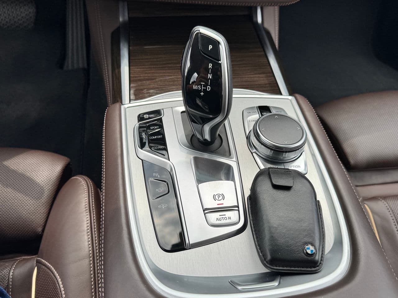 2017 BMW 740 — Miniatură 13
