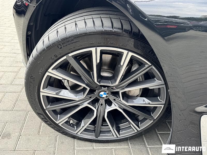 2017 BMW 740 — Miniatură 20