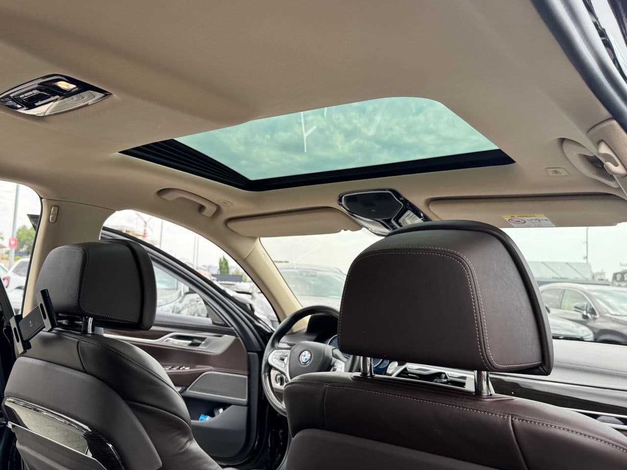2017 BMW 740 — Miniatură 15