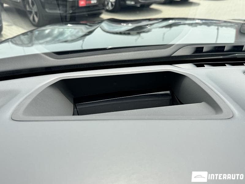2017 BMW 740 — Miniatură 7