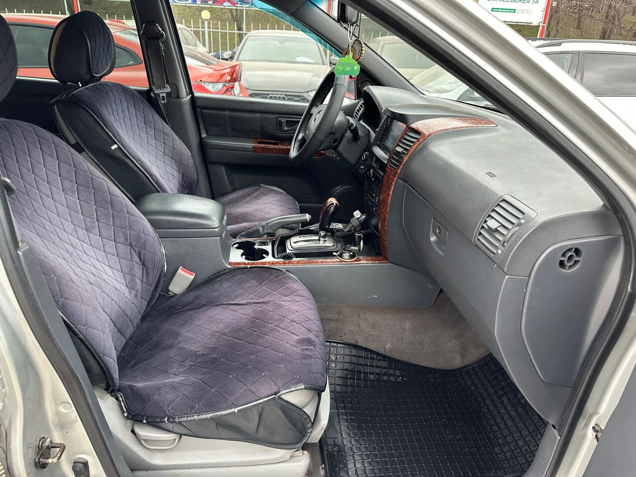 2003 Kia Sorento — Miniatură 6