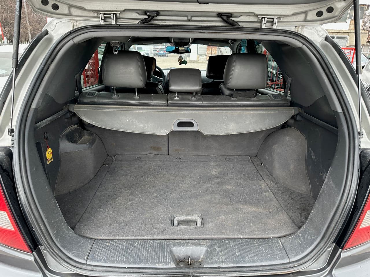 2003 Kia Sorento — Miniatură 18