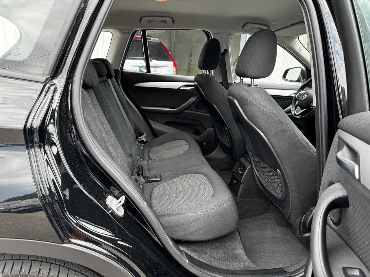2021 BMW X1 1.6D — Miniatură 8