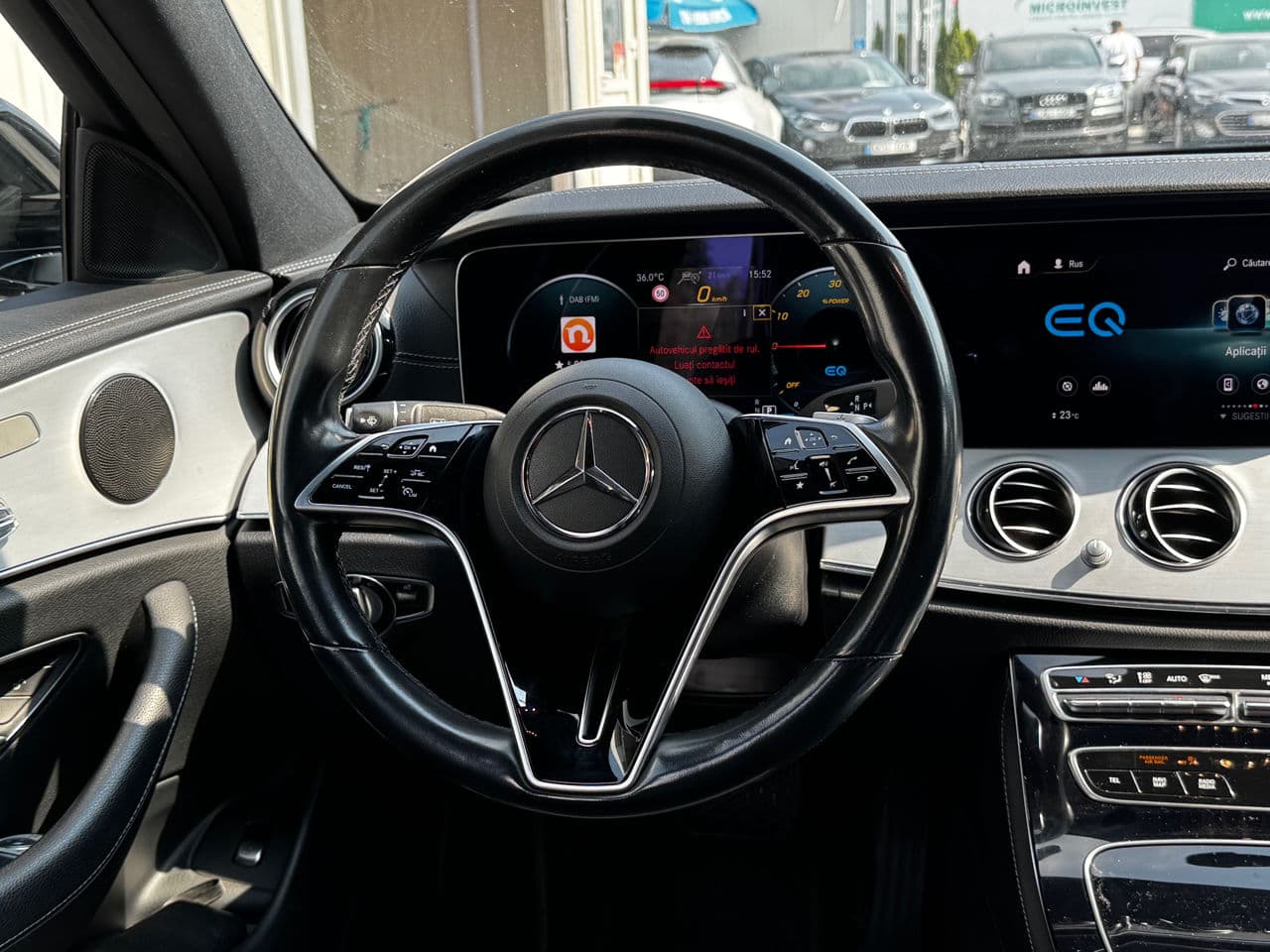 2020 Mercedes E 300de — Miniatură 13