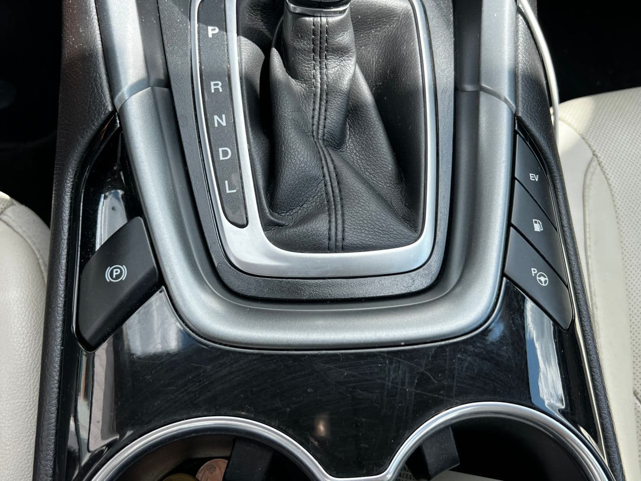 2016 Ford Fusion — Miniatură 14