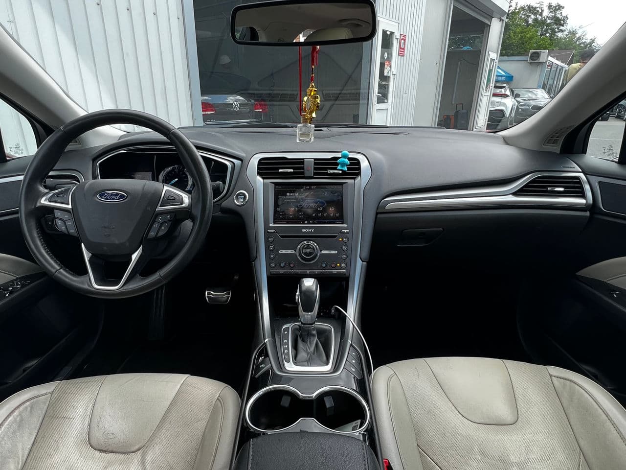 2016 Ford Fusion — Miniatură 15