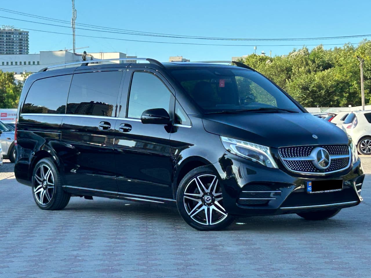 2022 Mercedes V 300 — Miniatură 4