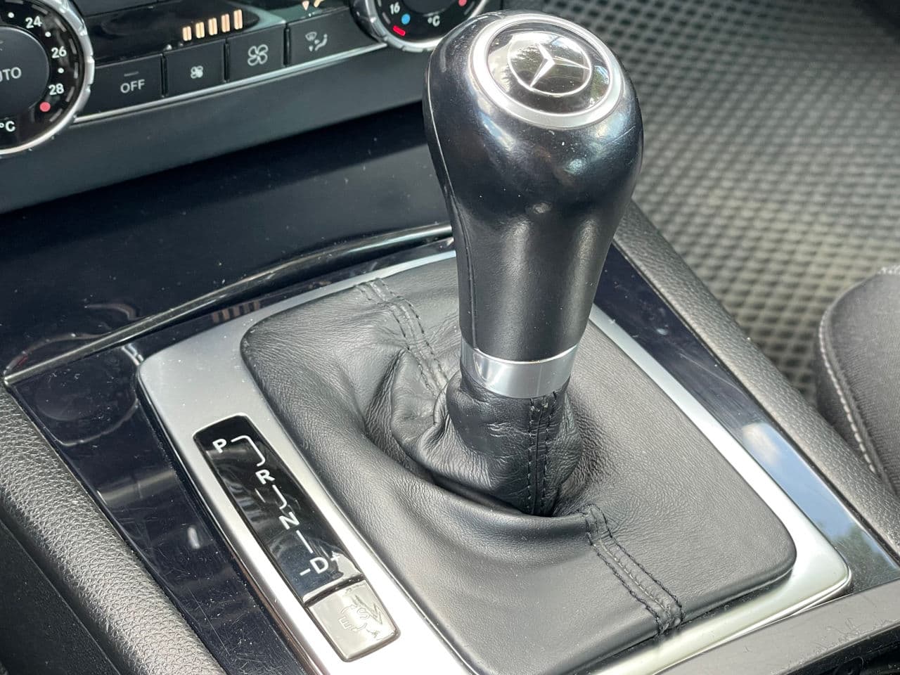 2013 Mercedes C 180 — Miniatură 15