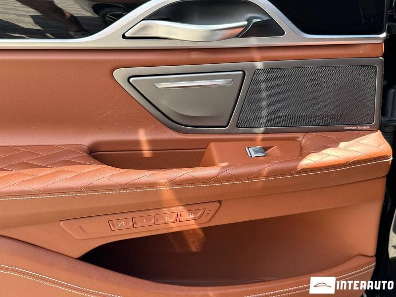 2019 BMW 745e — Miniatură 21