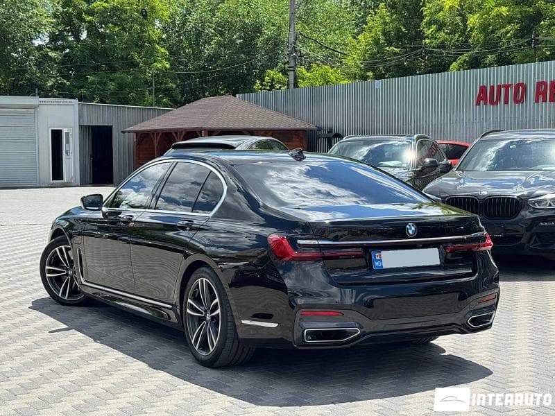 2019 BMW 745e — Miniatură 4