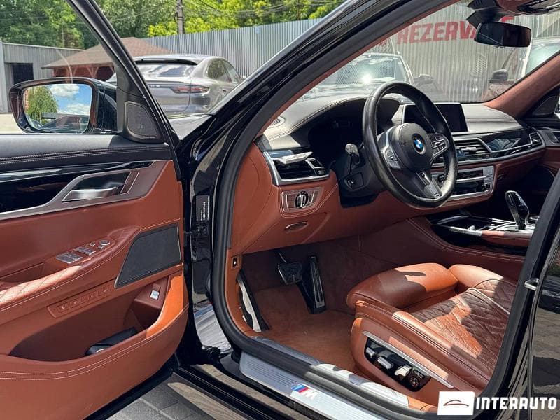 2019 BMW 745e — Miniatură 10