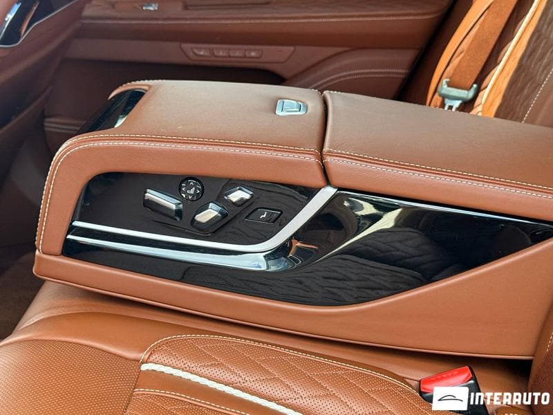 2019 BMW 745e — Miniatură 24