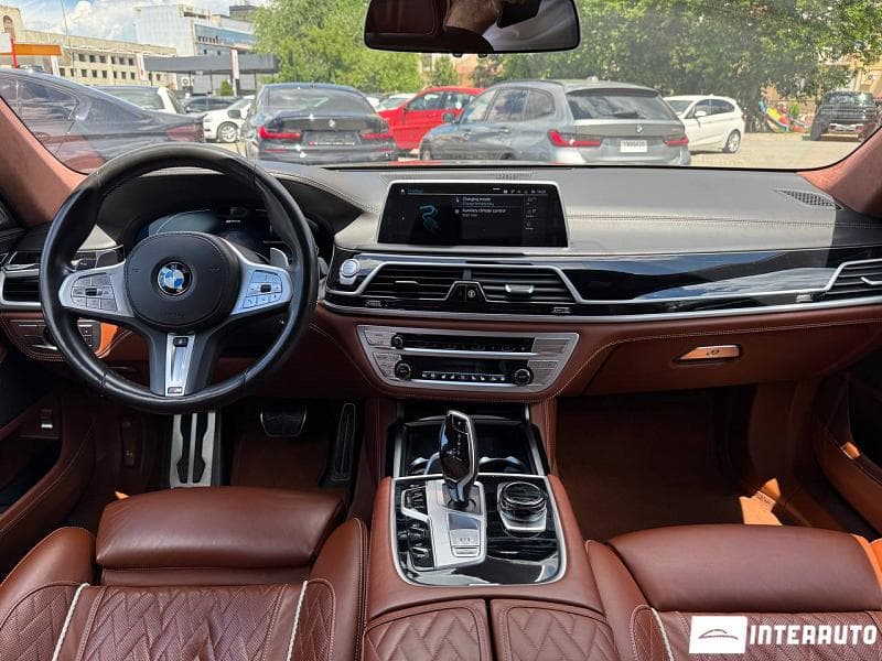2019 BMW 745e — Miniatură 12