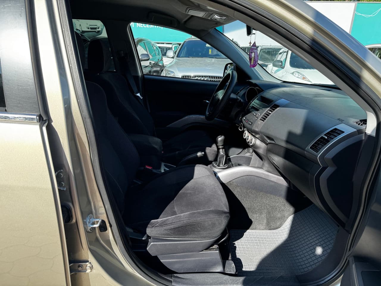 2008 Mitsubishi Outlander XL — Miniatură 6