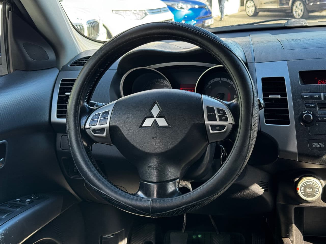 2008 Mitsubishi Outlander XL — Miniatură 11