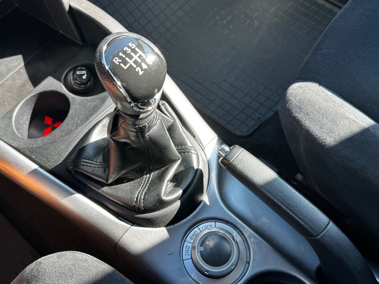 2008 Mitsubishi Outlander XL — Miniatură 14