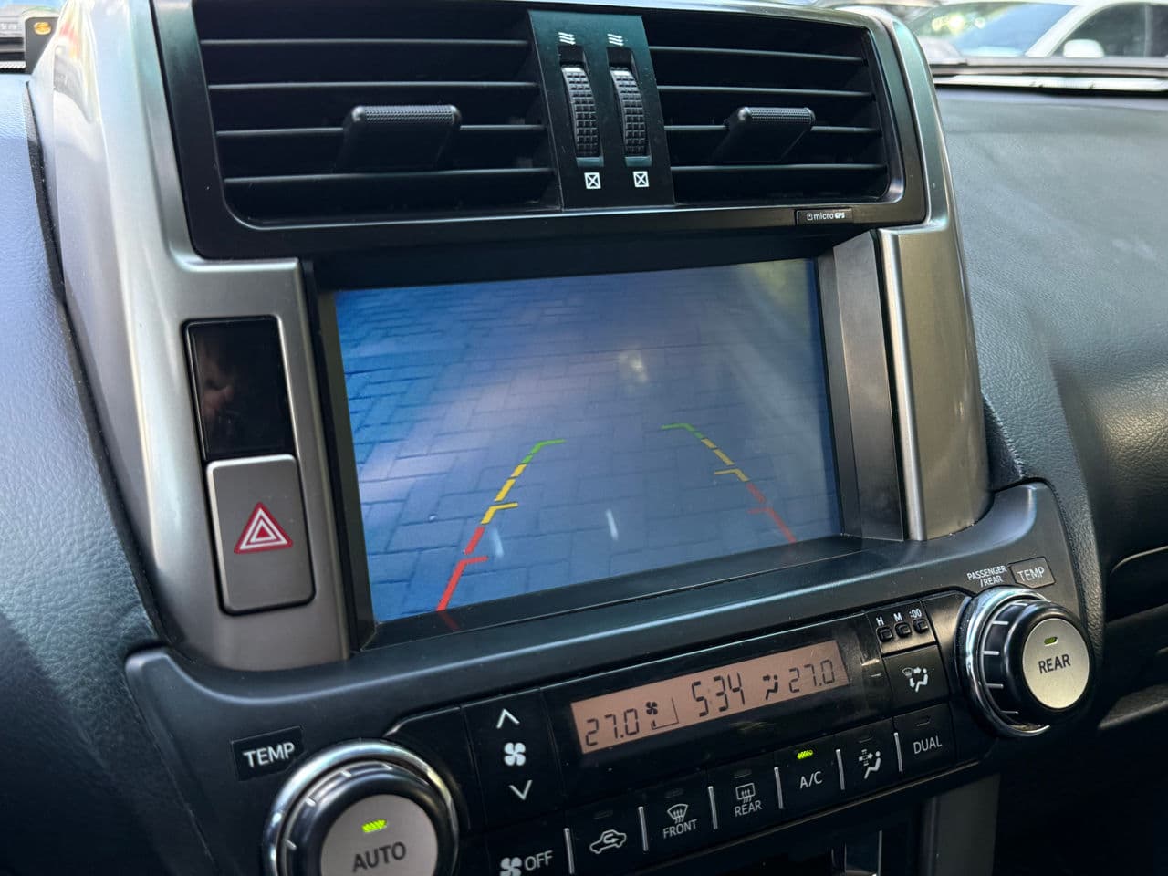 Toyota Land Cruiser Prado 2012 — Миниатюра 11