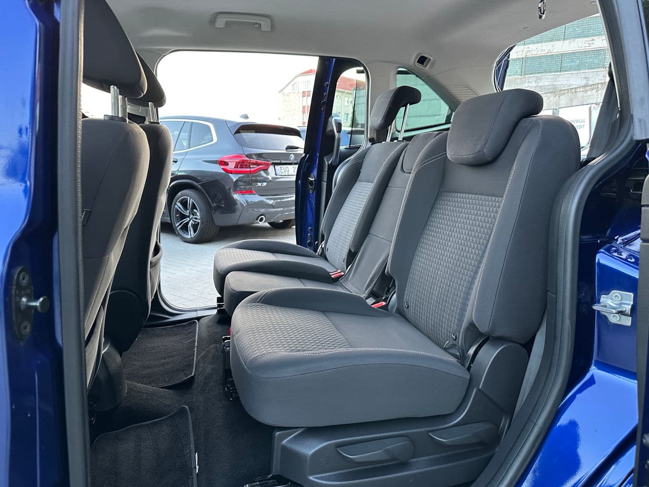 2016 Ford Grand C-MAX — Miniatură 11