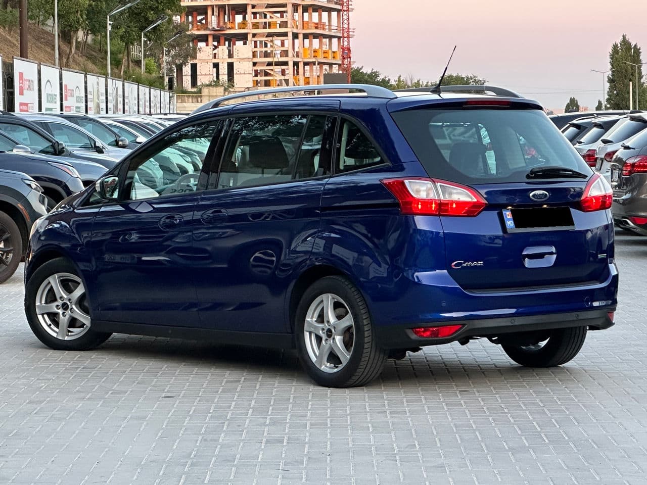 2016 Ford Grand C-MAX — Miniatură 4