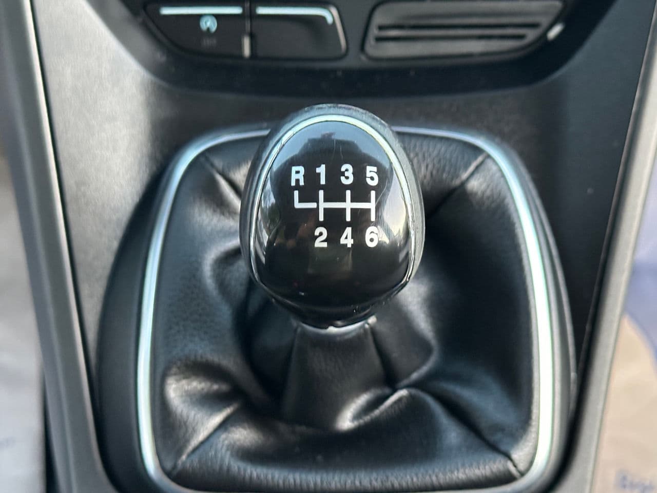2016 Ford Grand C-MAX — Miniatură 10
