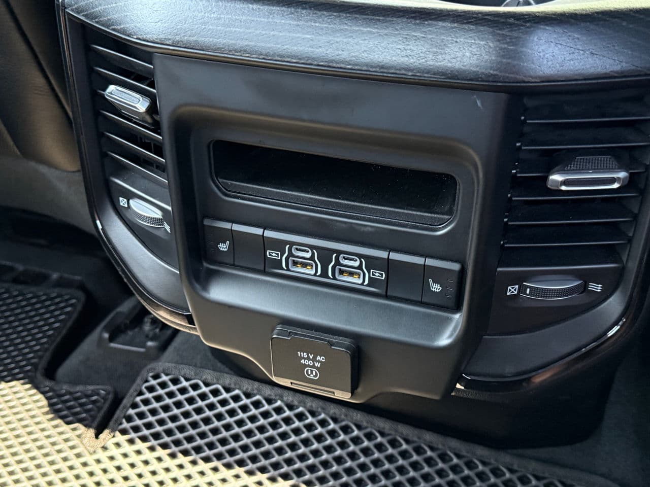 2021 Dodge RAM — Miniatură 19