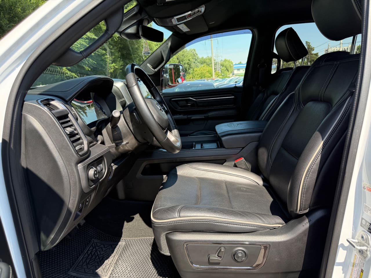 2021 Dodge RAM — Miniatură 6