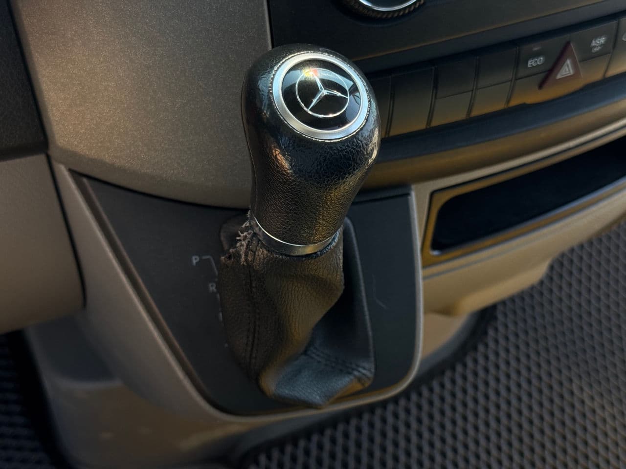 2018 Mercedes Sprinter — Miniatură 14