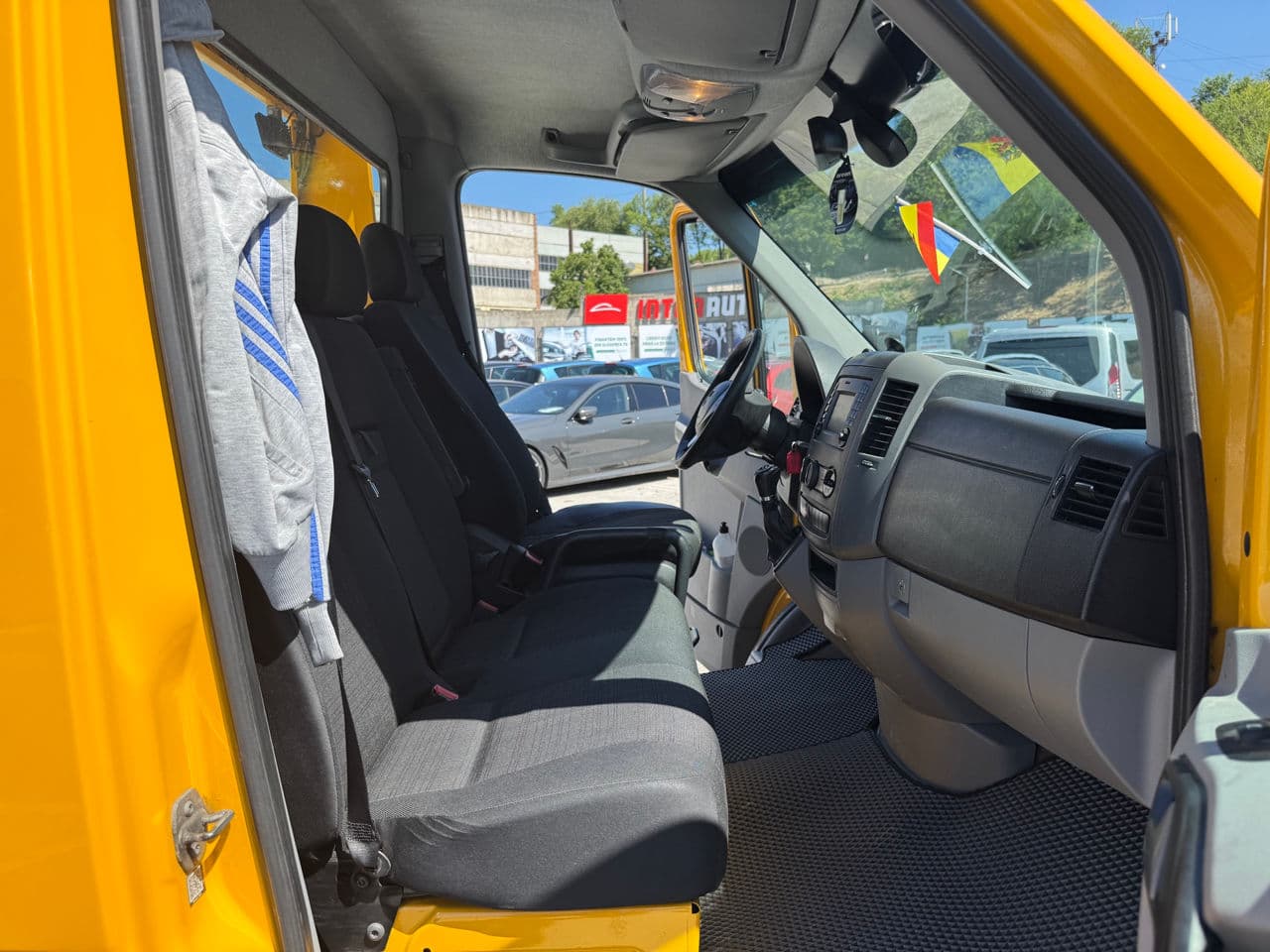 2018 Mercedes Sprinter — Miniatură 11
