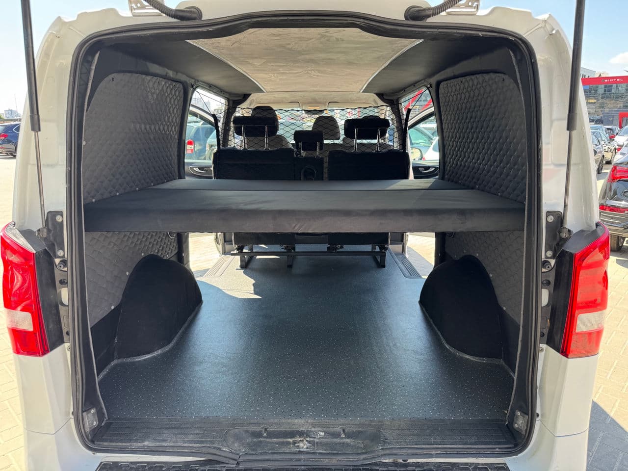 2018 Mercedes Vito — Miniatură 17