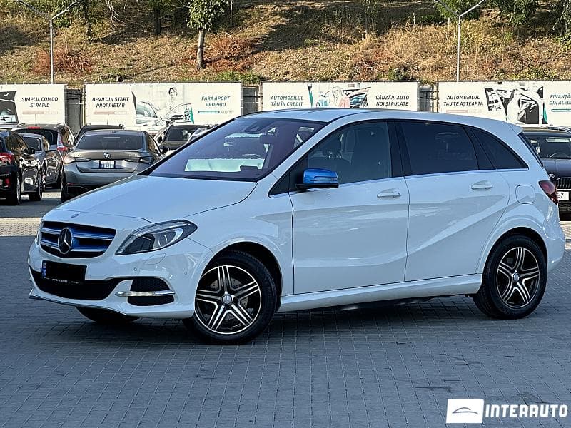 2015 Mercedes B 250E — Miniatură 2