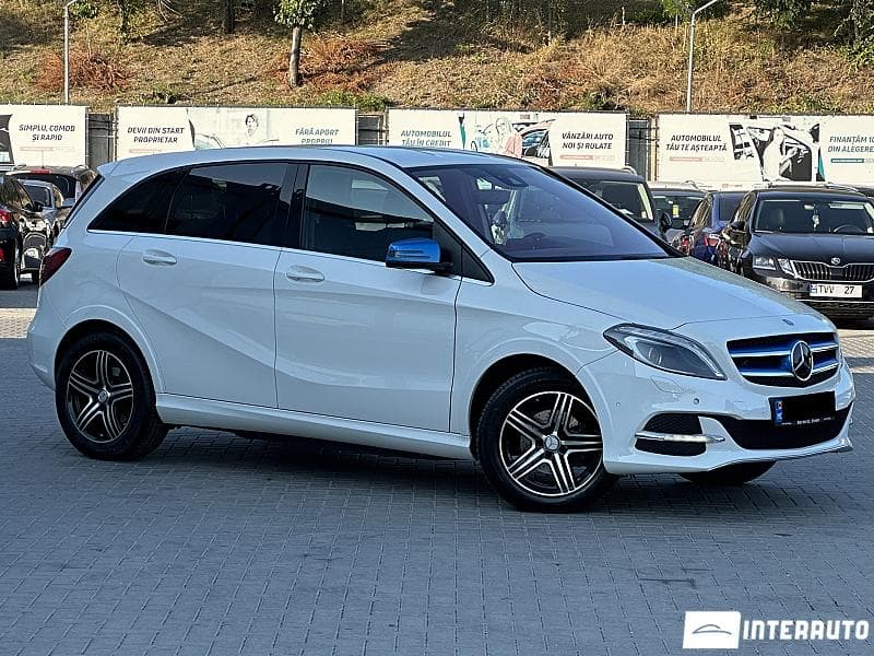 Mercedes B 250E