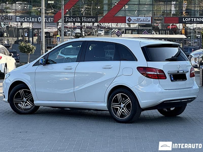 2015 Mercedes B 250E — Miniatură 3