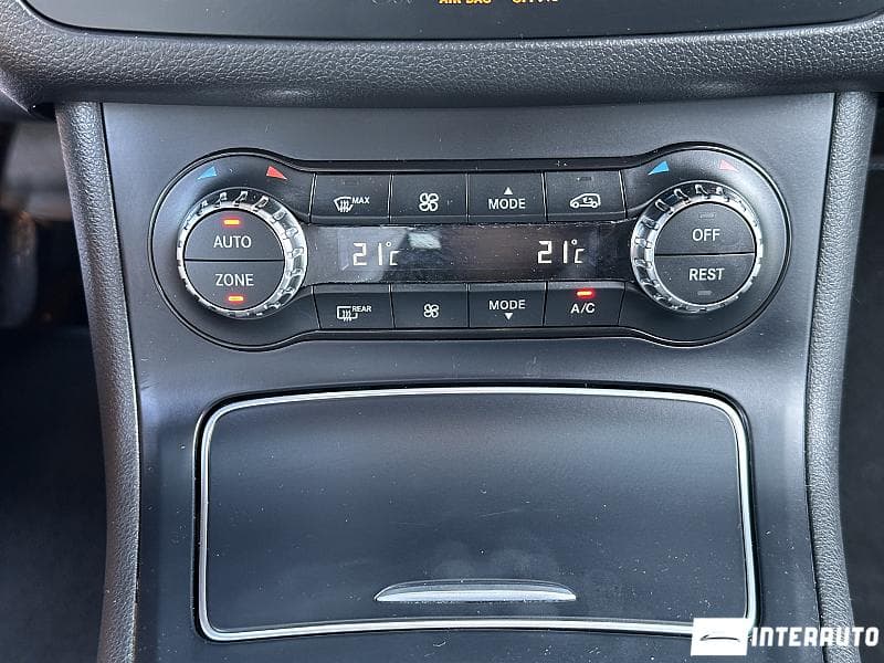2015 Mercedes B 250E — Miniatură 11