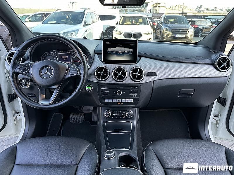 2015 Mercedes B 250E — Miniatură 5