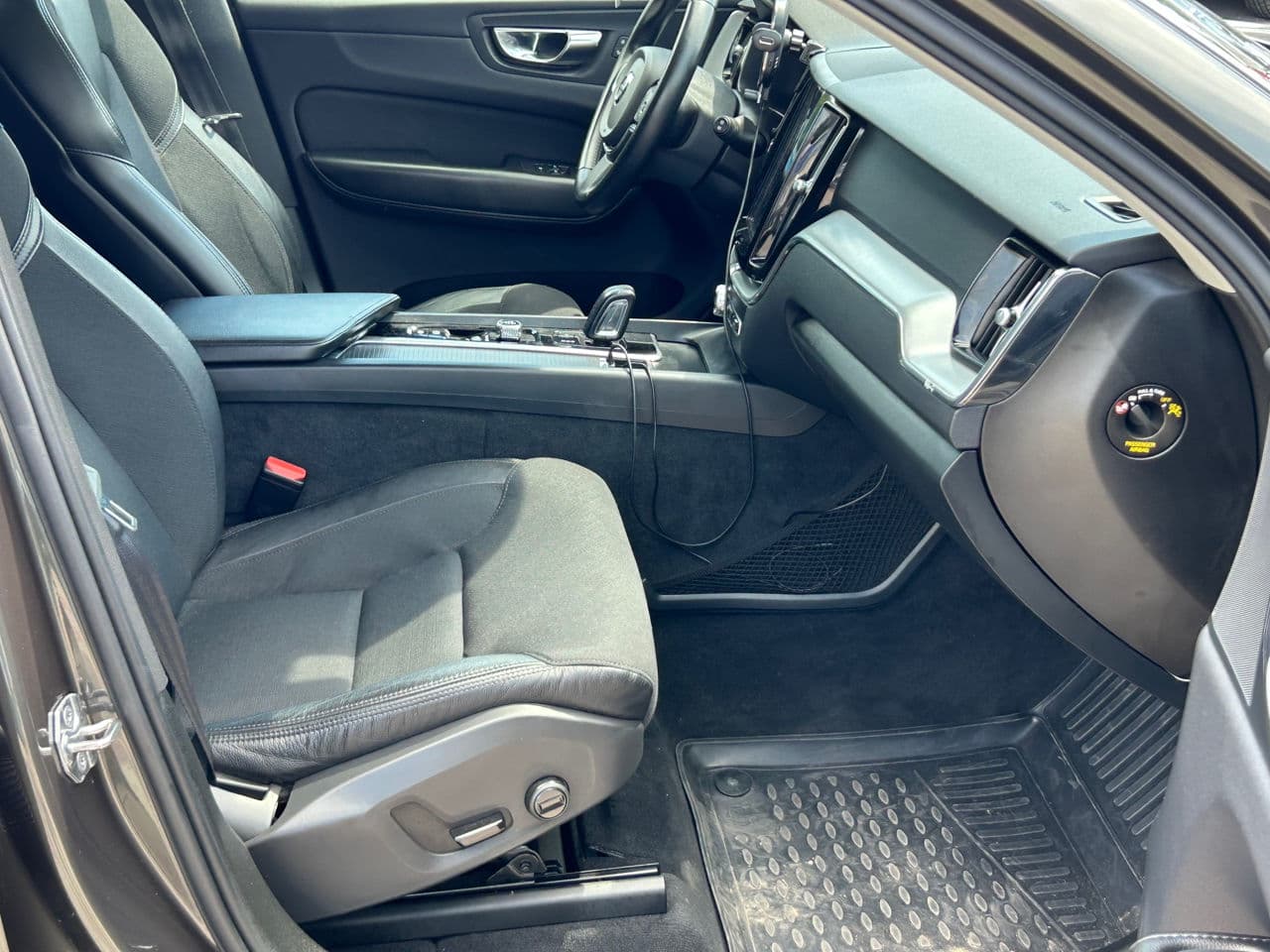 2019 Volvo XC 60 — Miniatură 14
