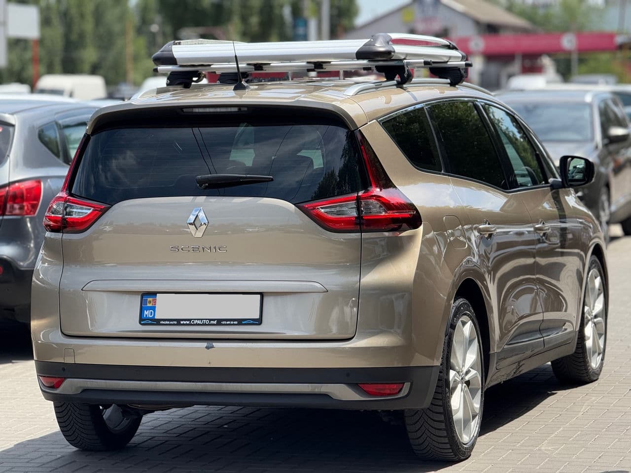 2017 Renault Grand Scenic — Miniatură 2