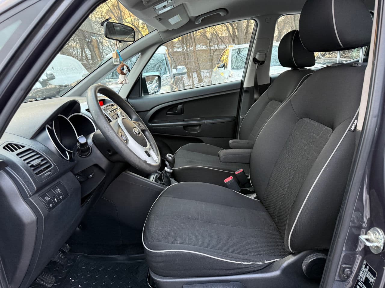 Kia Venga 2014 — Миниатюра 5