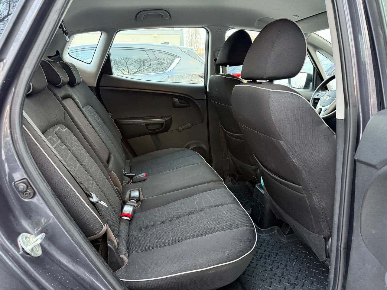 Kia Venga 2014 — Миниатюра 14