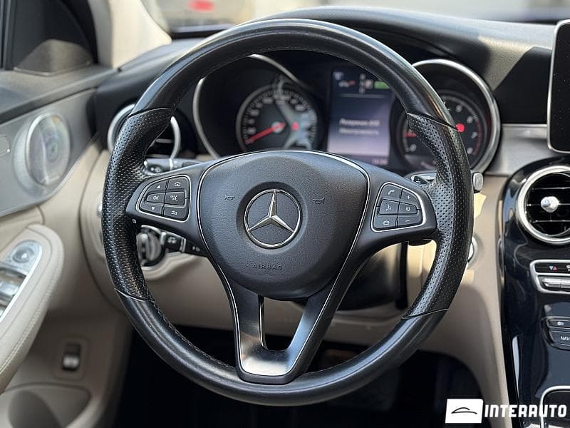 2015 Mercedes C 350e — Miniatură 12