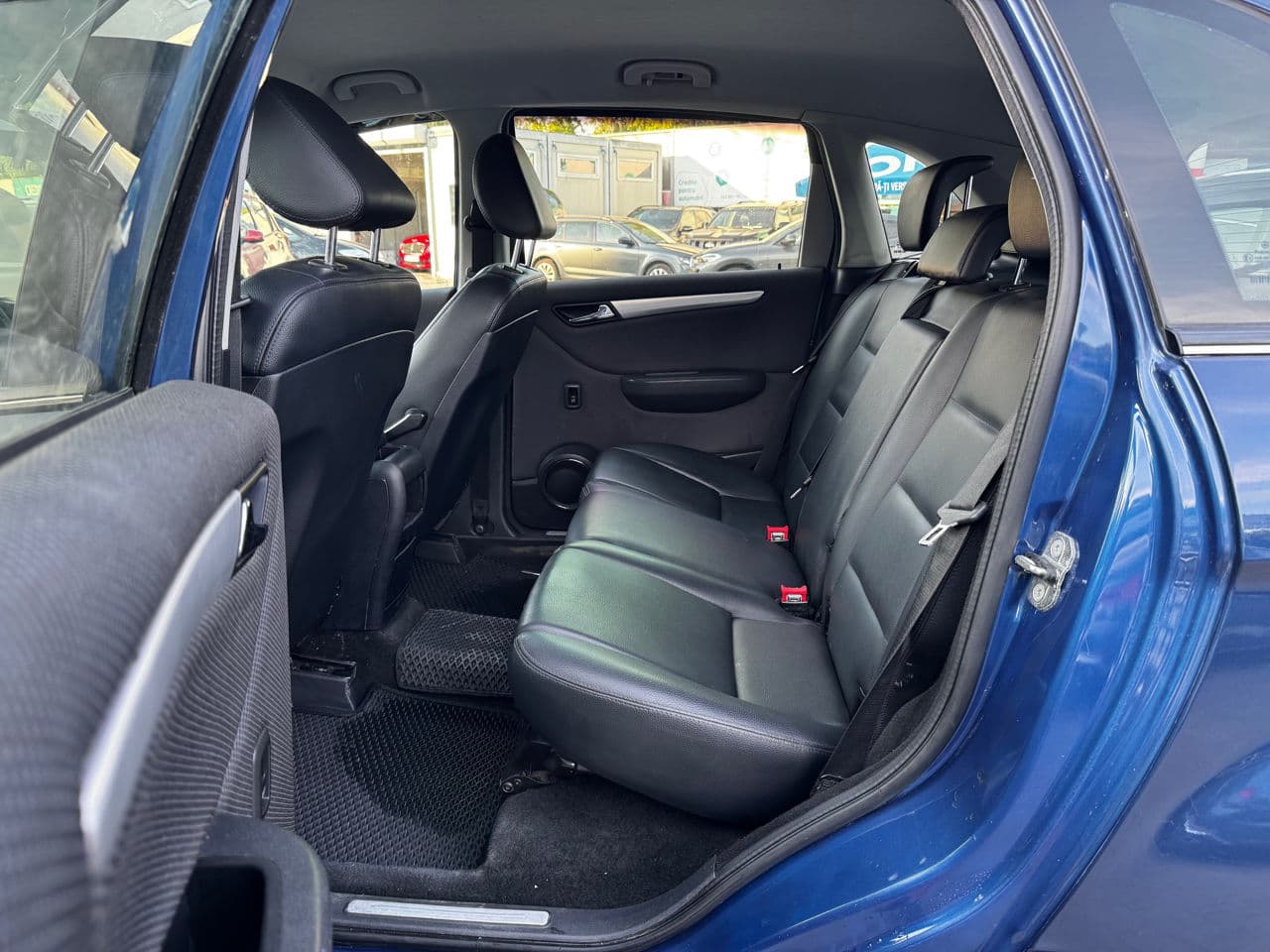 2011 Mercedes B 180 — Miniatură 7