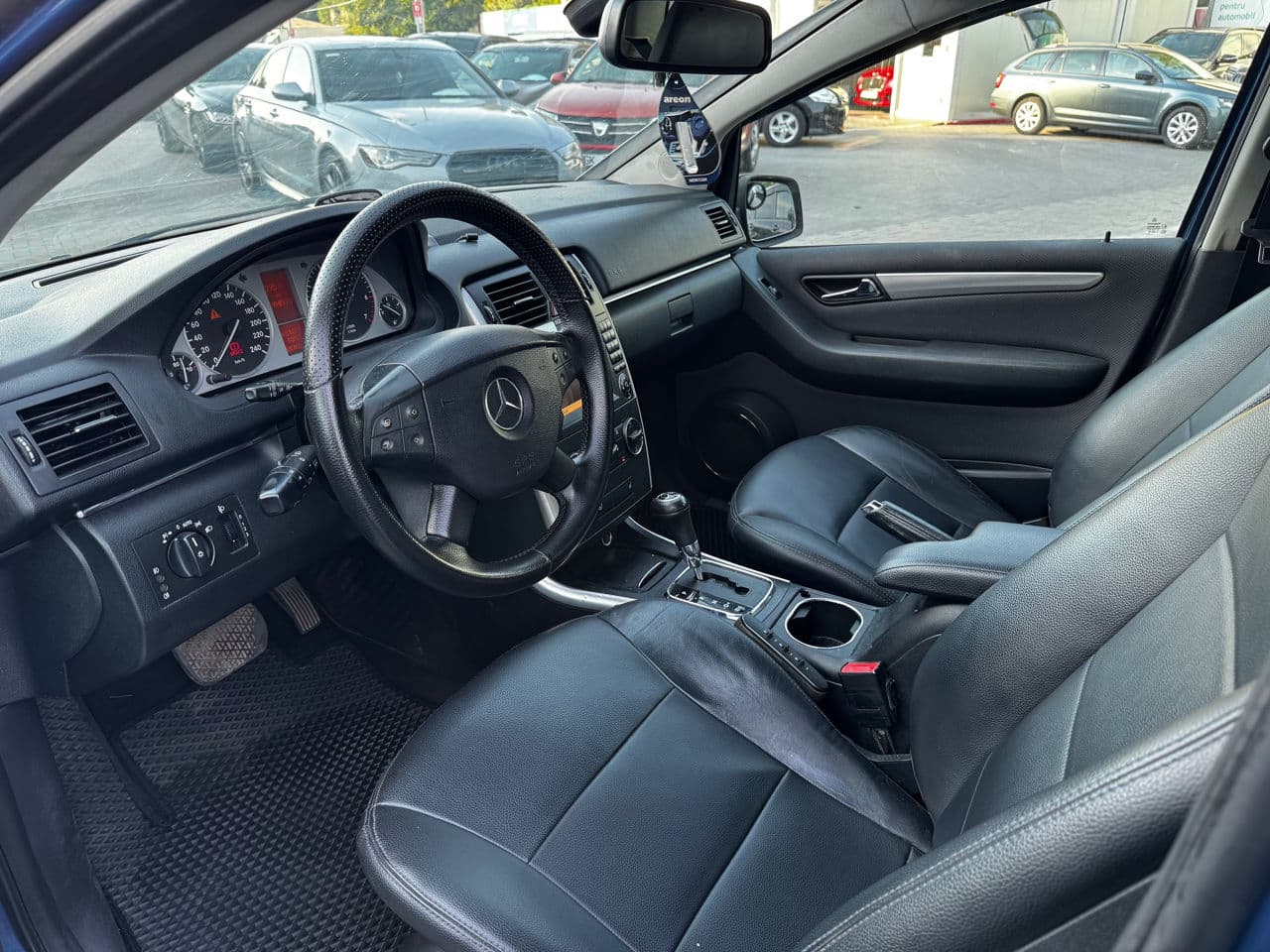 2011 Mercedes B 180 — Miniatură 5